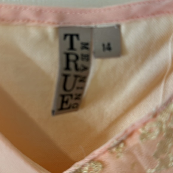 True Meaning Vintage Y2K Peach Chiffon Lace Asymmetrical Top 14 - Picture 3 of 7